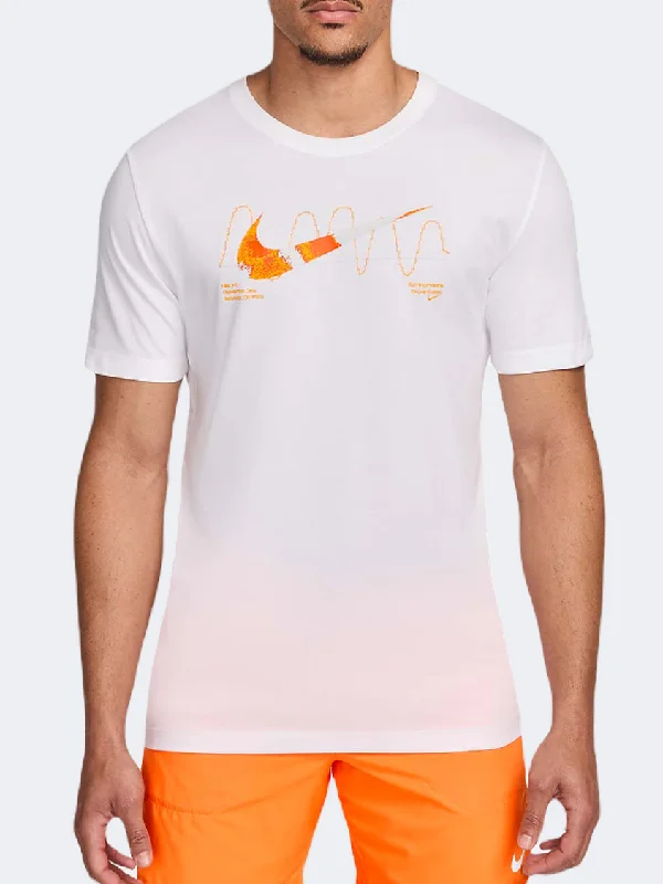 Men's short-sleeve sustainable bamboo shirt-Nike Iykyk Graphic Men Running T-Shirt White/Orange