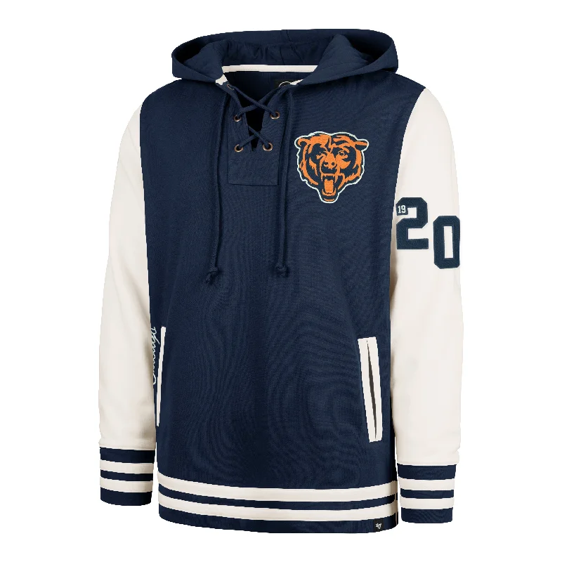 Men's hoodie with glitter accents-CHICAGO BEARS LETTERMAN FIELD LATERAL '47 LACER HOOD