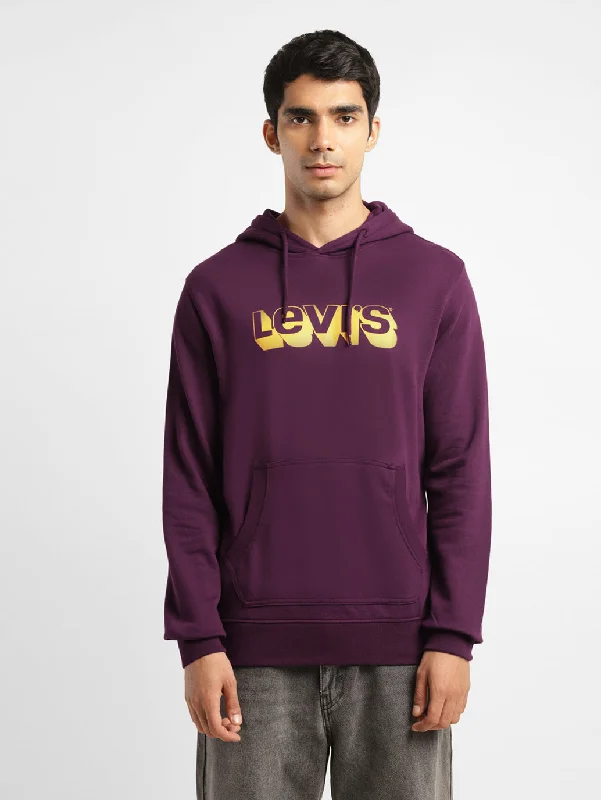 Men's hoodie with flame design-Men's Graphic Print Maroon Hooded Sweatshirt