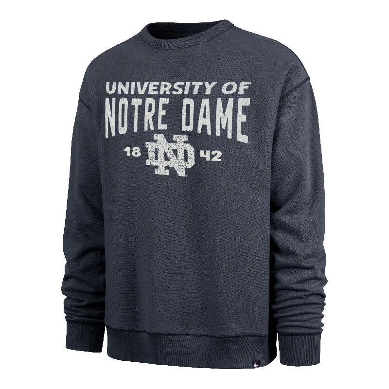 Men's hoodie for camping-NOTRE DAME FIGHTIN IRISH DUSTED WINDSOR '47 RIVER CREW